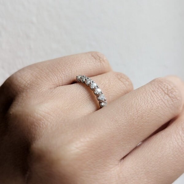 scallop u prong eternity ring